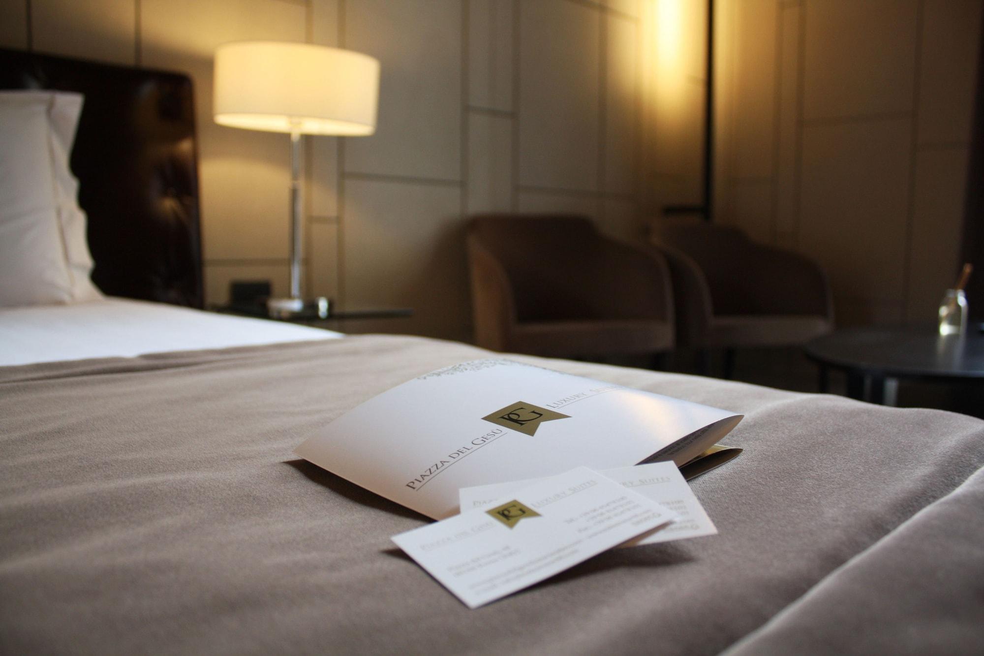 Piazza Del Gesu' Luxury Suites Rome Exterior photo