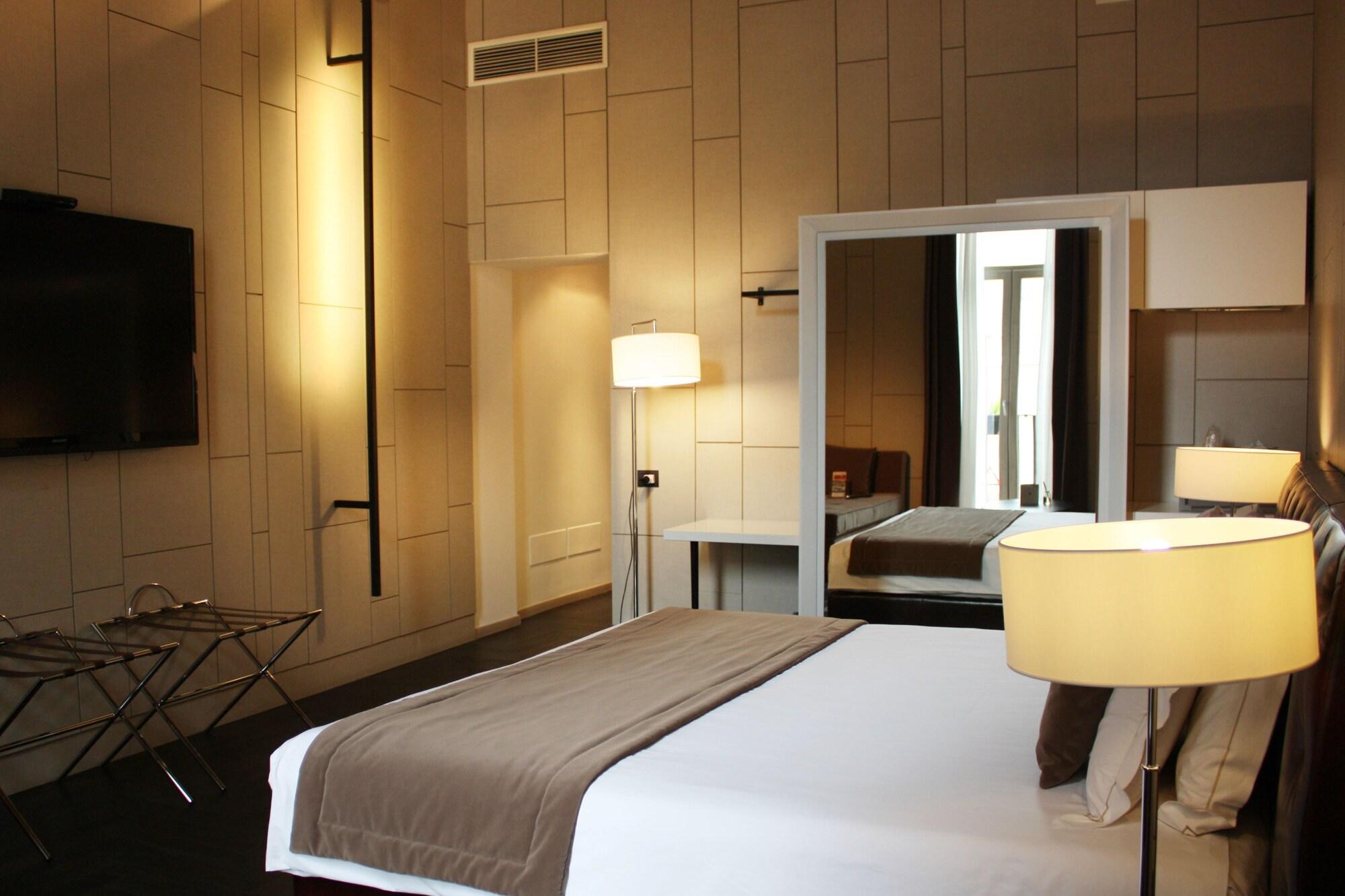 Piazza Del Gesu' Luxury Suites Rome Exterior photo