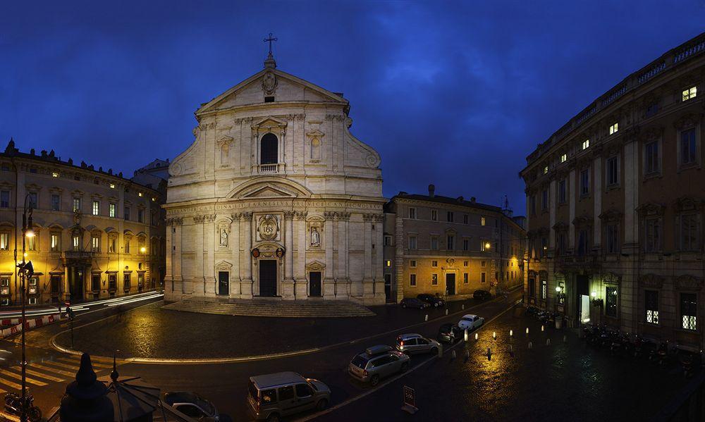 Piazza Del Gesu' Luxury Suites Rome Exterior photo